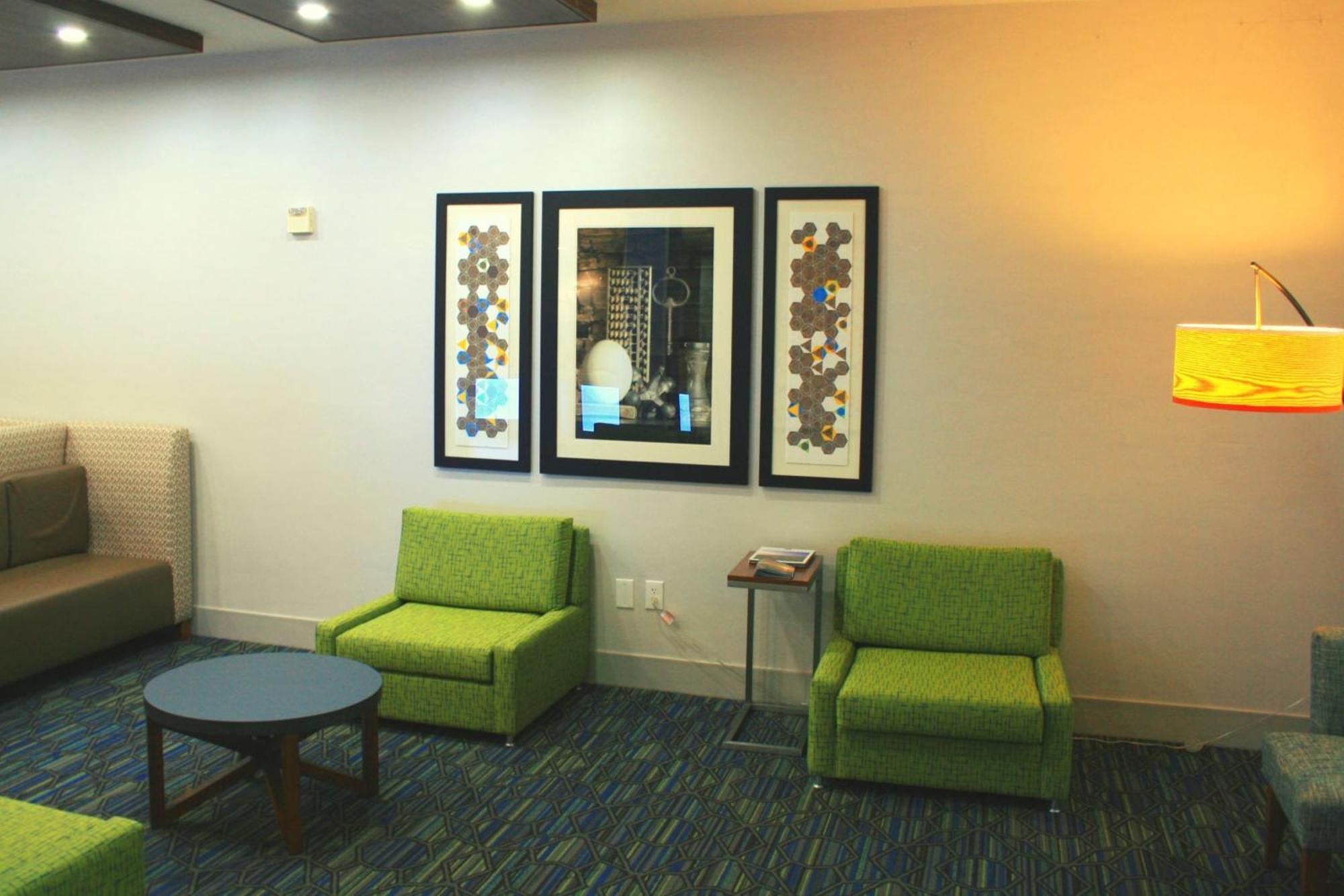 Holiday Inn Express Hotel & Suites Marina By Ihg Dış mekan fotoğraf